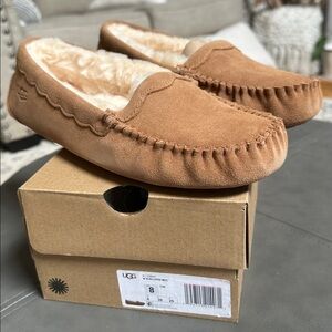 UGG Scalloped Moc